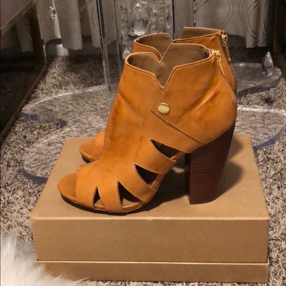 Kelsi Dagger Brooklyn Balldance Bootie sz 8.5 - Picture 4 of 8